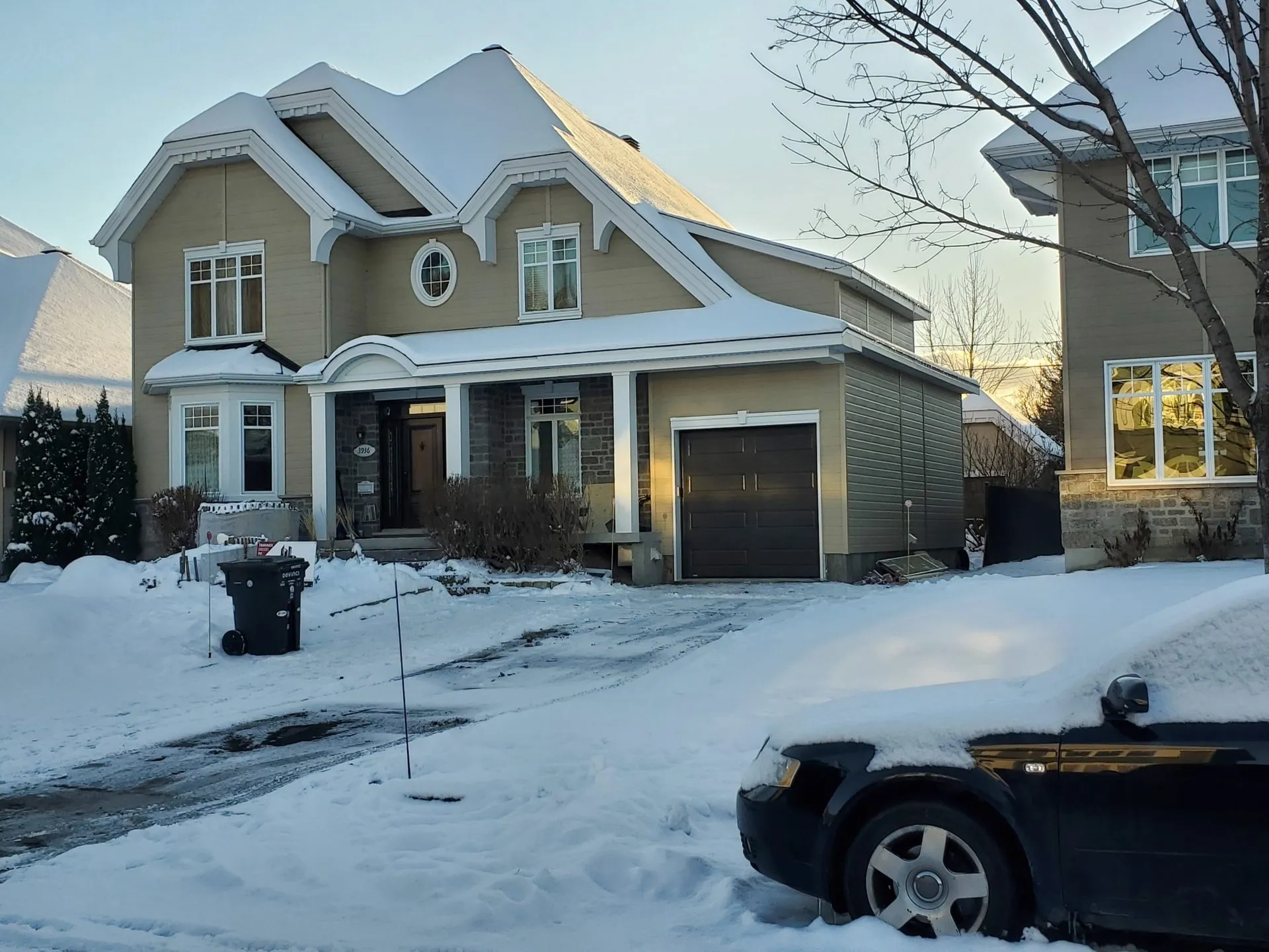 Agrandissement sur mesure – Garage et espace de rangement