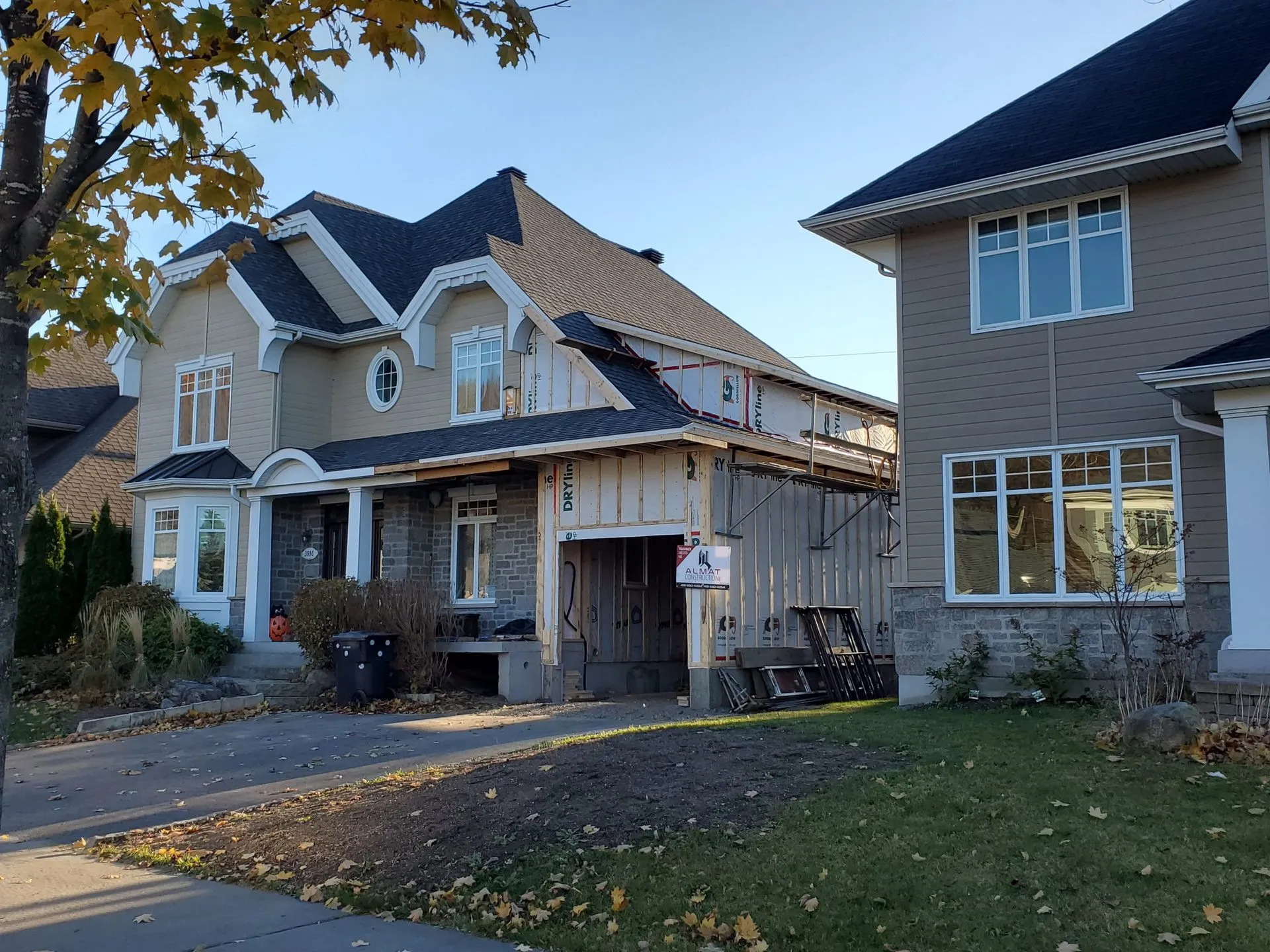 Agrandissement sur mesure – Garage et espace de rangement — photo 9